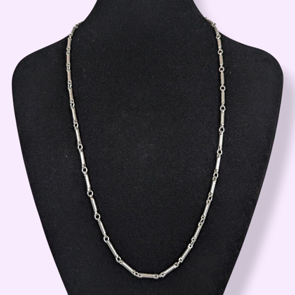 V. Dainty Bar Link Necklace